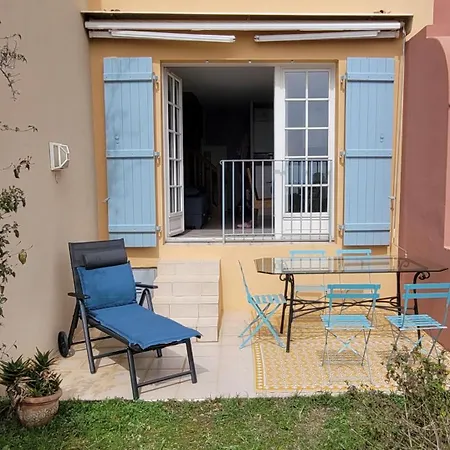 Seaview House, Close Cannes, Pool, Garden. Garage Vakantiehuis *